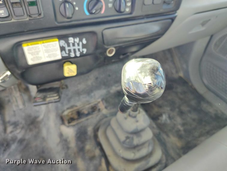 image for item DP5140 2007 Ford F750 digger derrick truck