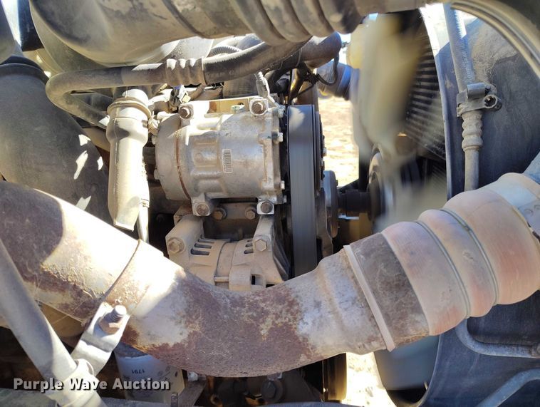 image for item DP5140 2007 Ford F750 digger derrick truck