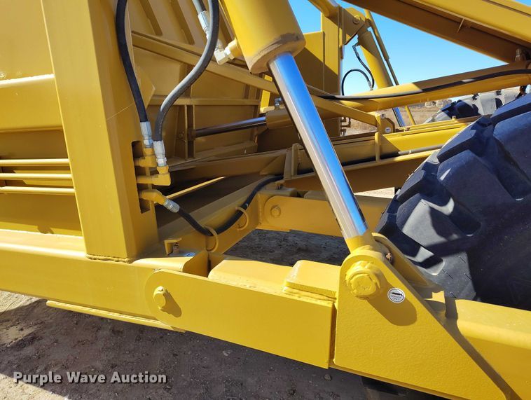 image for item DP5141 2024 Holcomb 1400N scraper