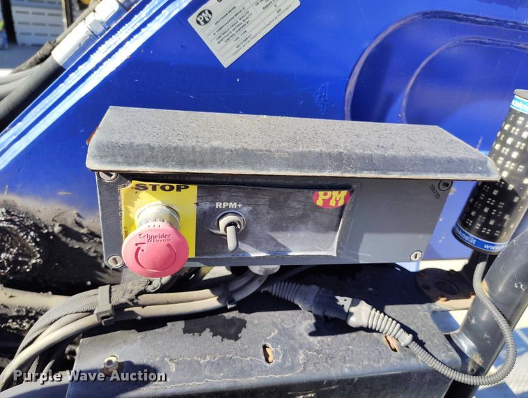 image for item DP5142 2015 Western Star 4700SB crane truck