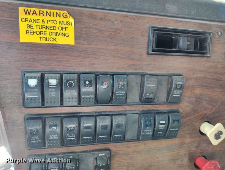 image for item DP5142 2015 Western Star 4700SB crane truck