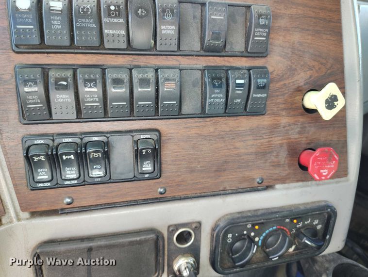 image for item DP5142 2015 Western Star 4700SB crane truck