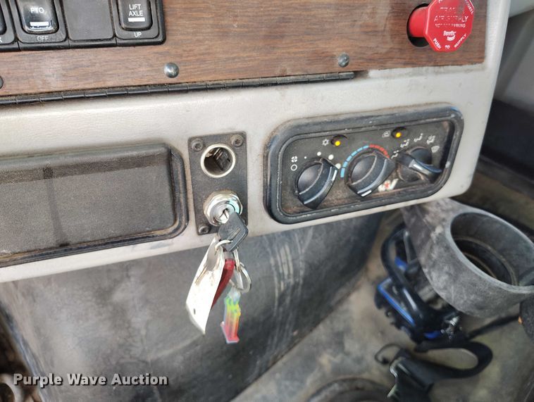 image for item DP5142 2015 Western Star 4700SB crane truck