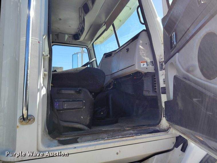 image for item DP5142 2015 Western Star 4700SB crane truck