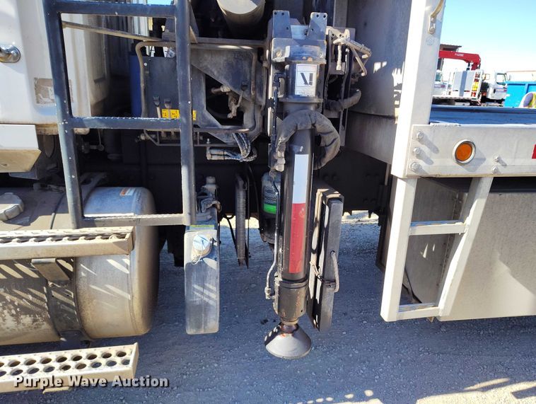 image for item DP5143 2016 Western Star 4700SB crane truck