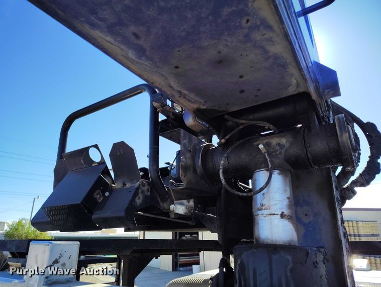 image for item DP5143 2016 Western Star 4700SB crane truck