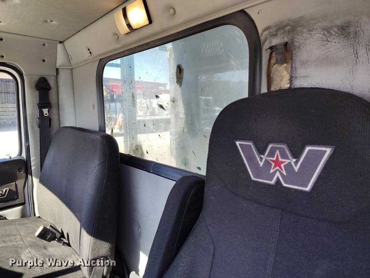 image for item DP5143 2016 Western Star 4700SB crane truck