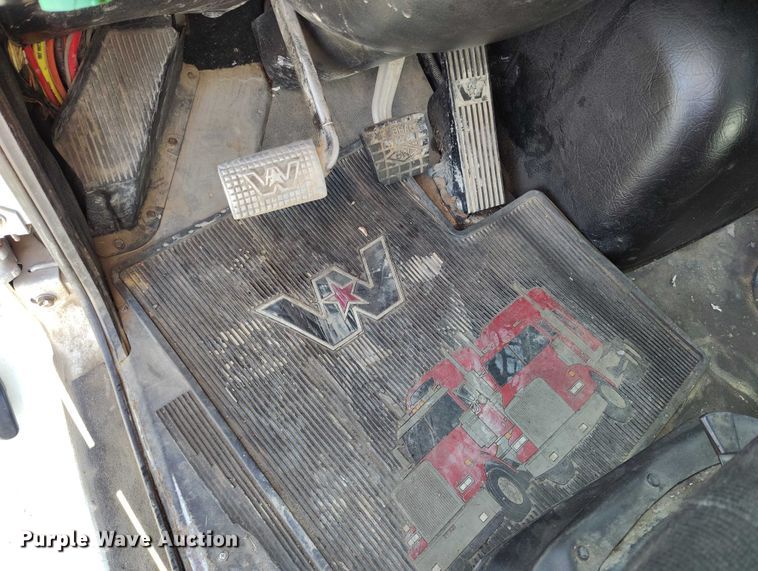 image for item DP5143 2016 Western Star 4700SB crane truck