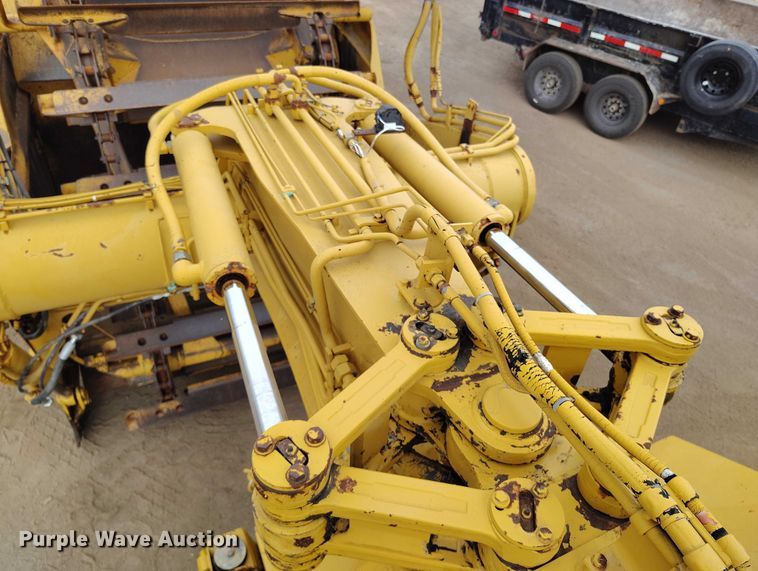image for item DP5146 1998 Caterpillar 613C Series II elevating scraper