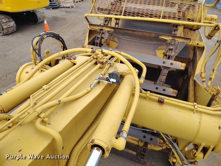 image for item DP5146 1998 Caterpillar 613C Series II elevating scraper