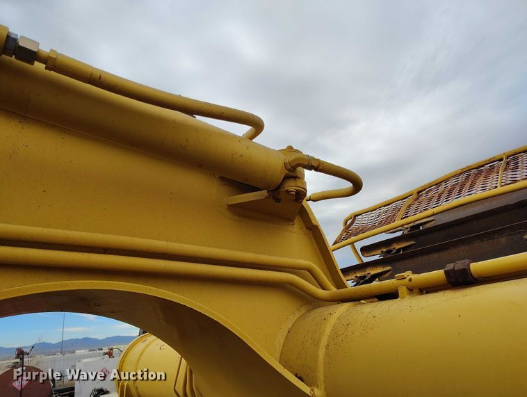 image for item DP5146 1998 Caterpillar 613C Series II elevating scraper