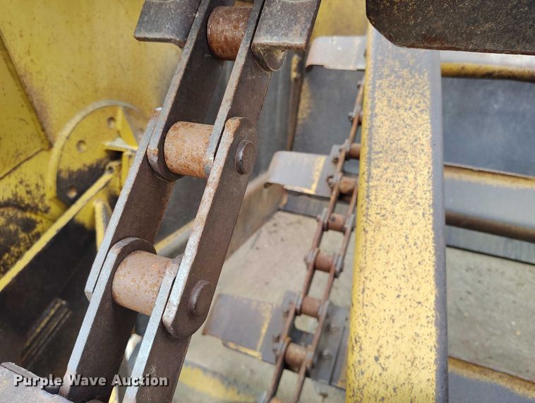 image for item DP5146 1998 Caterpillar 613C Series II elevating scraper