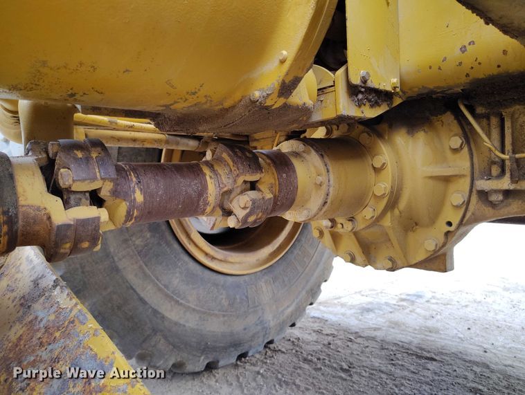 image for item DP5146 1998 Caterpillar 613C Series II elevating scraper