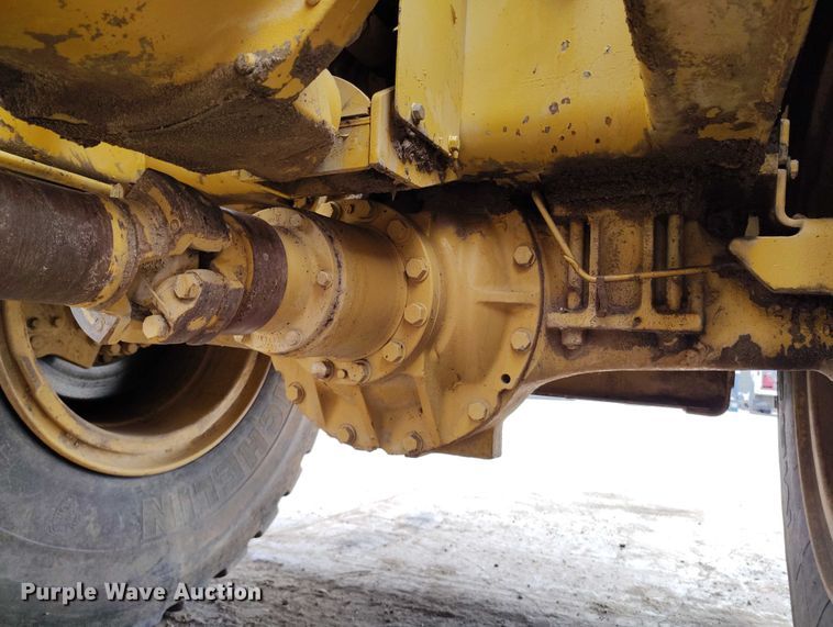 image for item DP5146 1998 Caterpillar 613C Series II elevating scraper