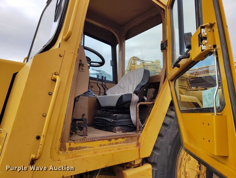 image for item DP5146 1998 Caterpillar 613C Series II elevating scraper