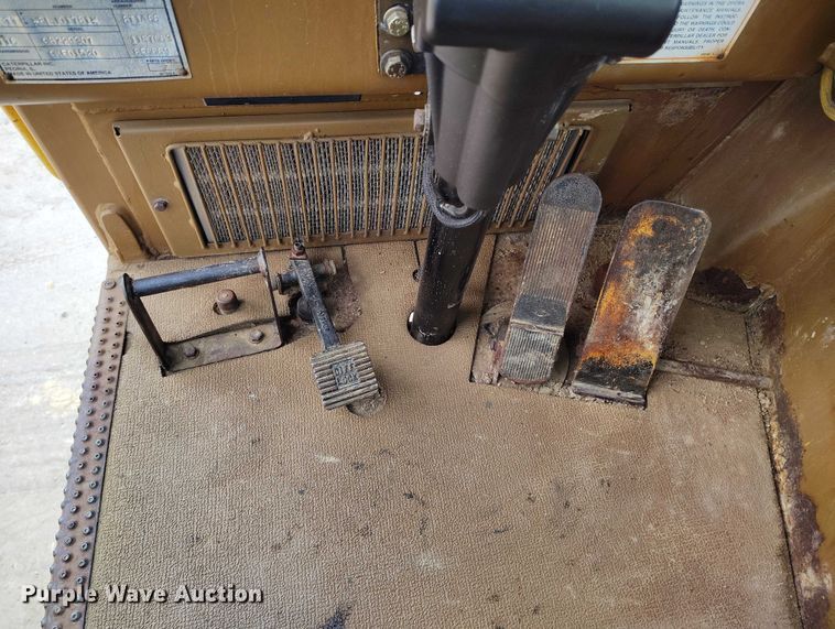 image for item DP5146 1998 Caterpillar 613C Series II elevating scraper