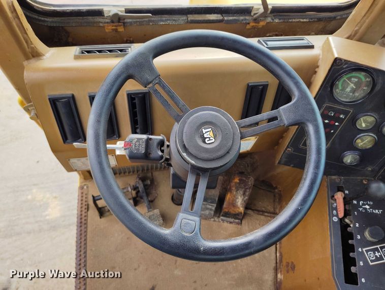 image for item DP5146 1998 Caterpillar 613C Series II elevating scraper