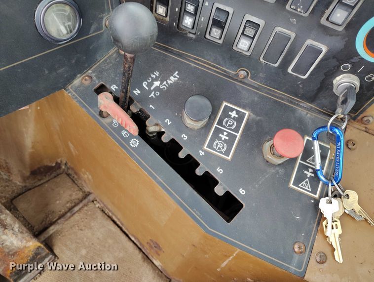 image for item DP5146 1998 Caterpillar 613C Series II elevating scraper