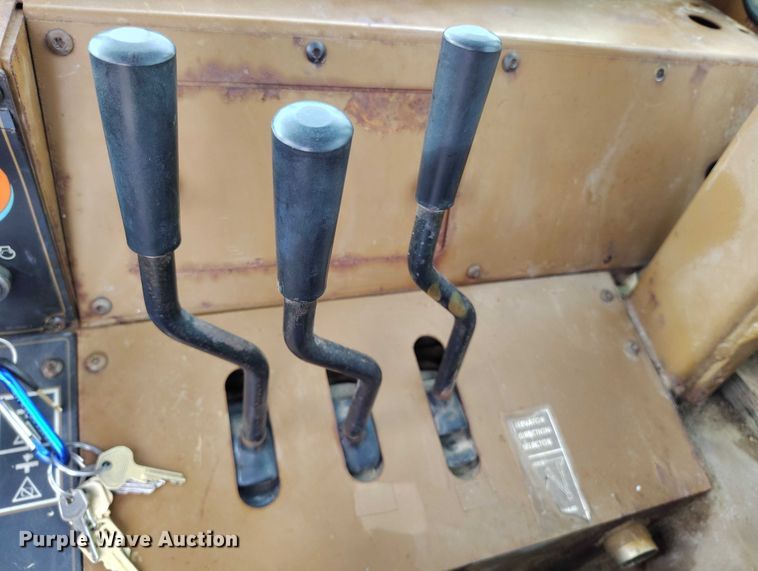 image for item DP5146 1998 Caterpillar 613C Series II elevating scraper