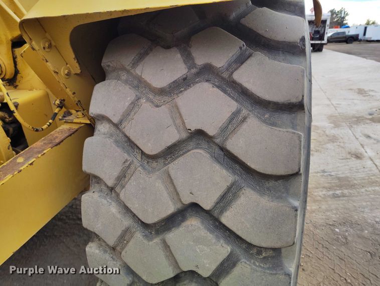 image for item DP5146 1998 Caterpillar 613C Series II elevating scraper