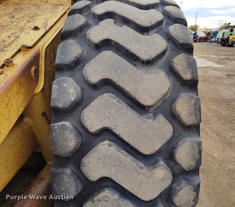 image for item DP5146 1998 Caterpillar 613C Series II elevating scraper