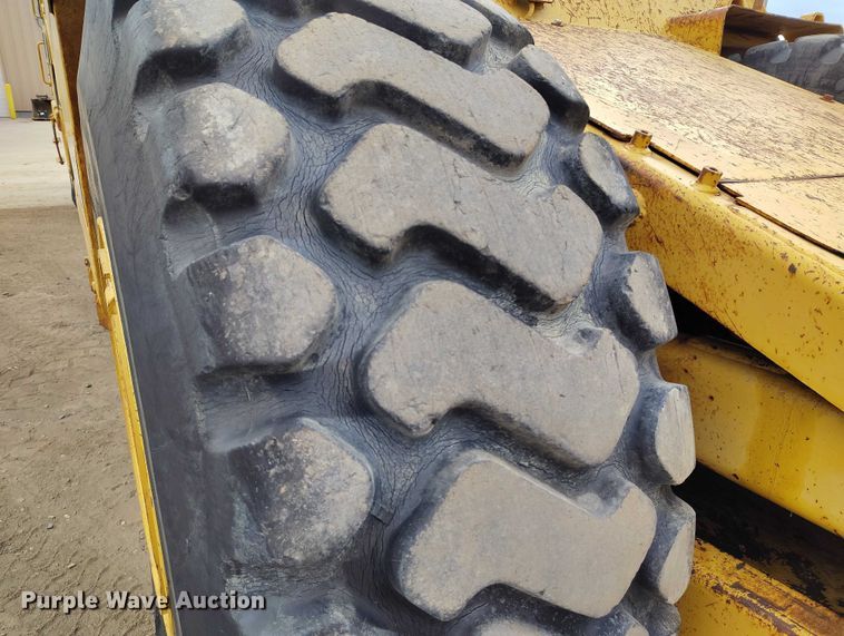 image for item DP5146 1998 Caterpillar 613C Series II elevating scraper