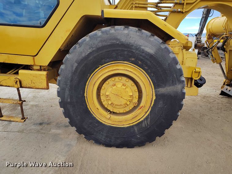 image for item DP5146 1998 Caterpillar 613C Series II elevating scraper