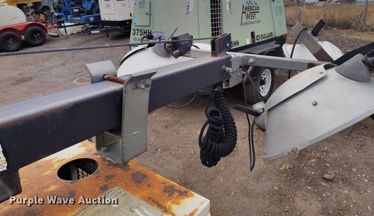 image for item DP5150 2007 Wanco light plant