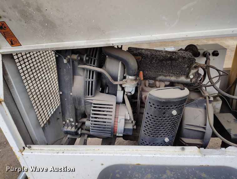 image for item DP5150 2007 Wanco light plant