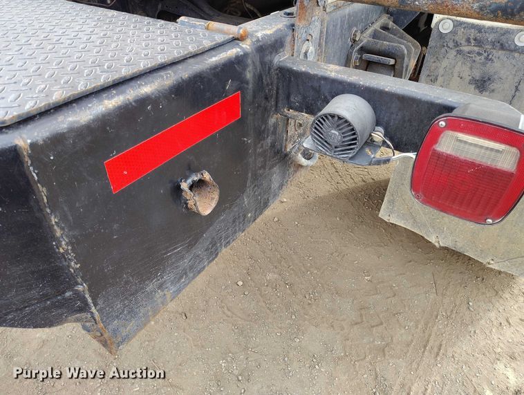 image for item DP5151 2006 International 4200 water truck