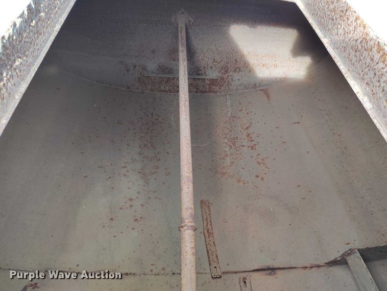 image for item DP5151 2006 International 4200 water truck