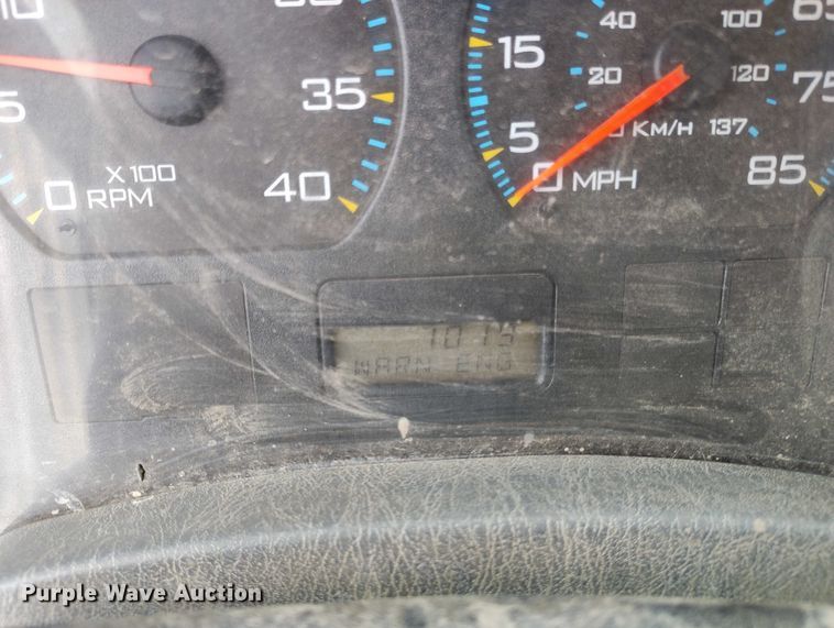 image for item DP5151 2006 International 4200 water truck