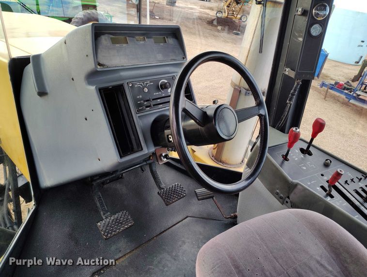 image for item DP5152 1995 Case 9280 4WD tractor