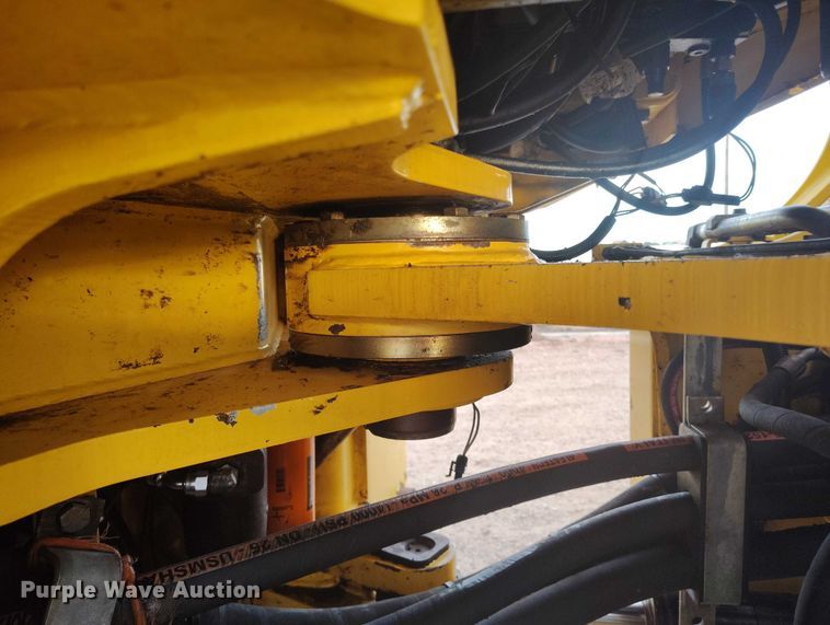 image for item DP5153 2003 New Holland LW190.B wheel loader