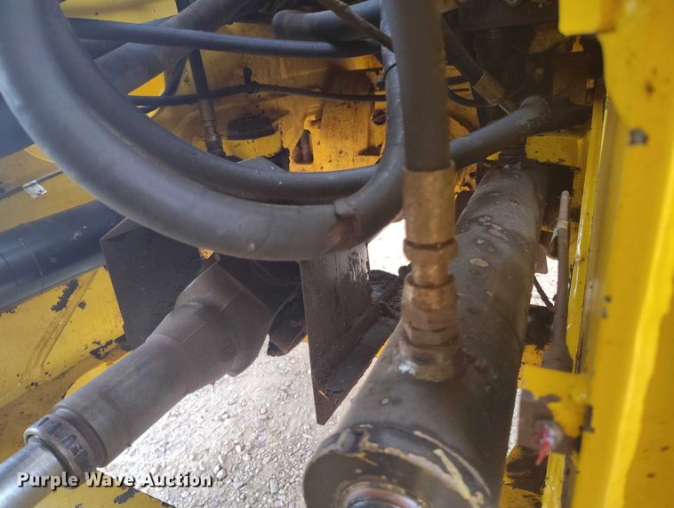 image for item DP5153 2003 New Holland LW190.B wheel loader