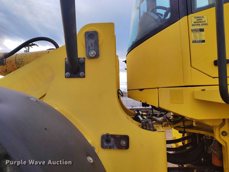 image for item DP5153 2003 New Holland LW190.B wheel loader