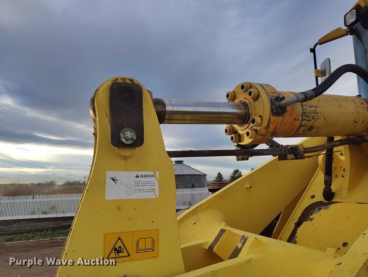 image for item DP5153 2003 New Holland LW190.B wheel loader