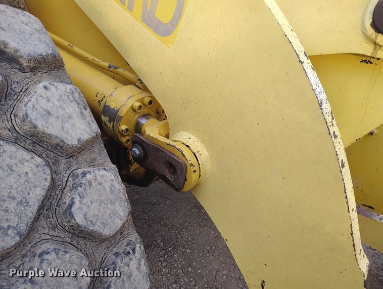 image for item DP5153 2003 New Holland LW190.B wheel loader