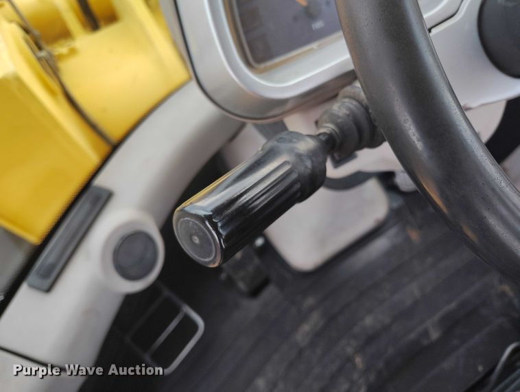 image for item DP5153 2003 New Holland LW190.B wheel loader