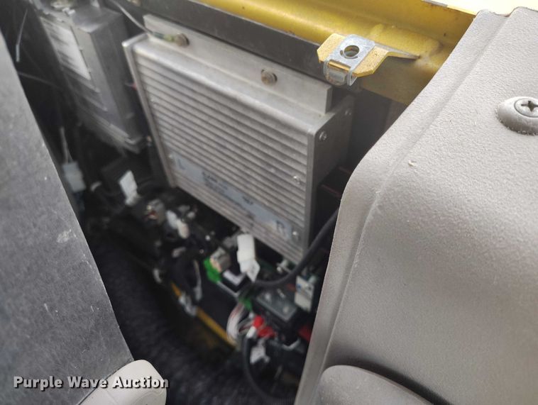 image for item DP5153 2003 New Holland LW190.B wheel loader