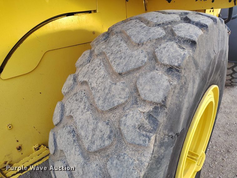 image for item DP5153 2003 New Holland LW190.B wheel loader