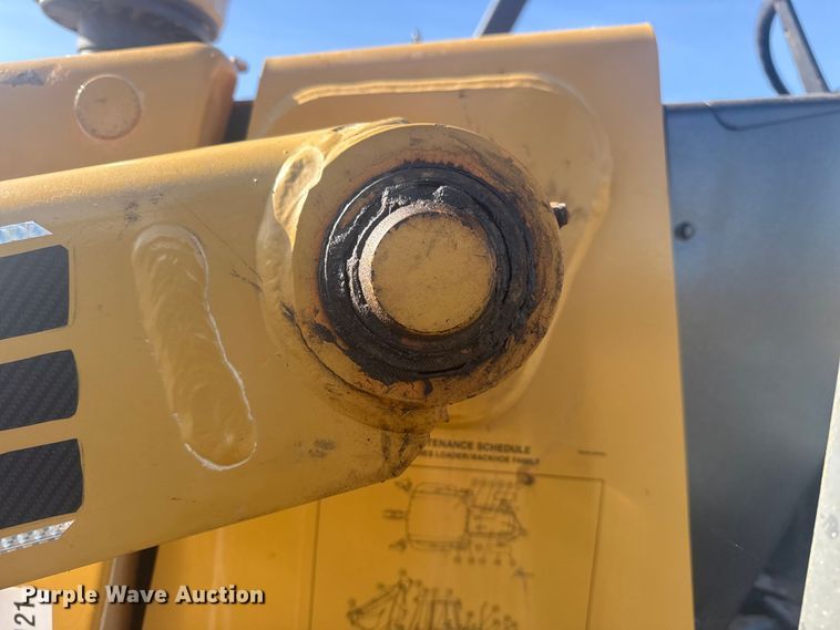 image for item DQ4121 1997 Case 580L backhoe