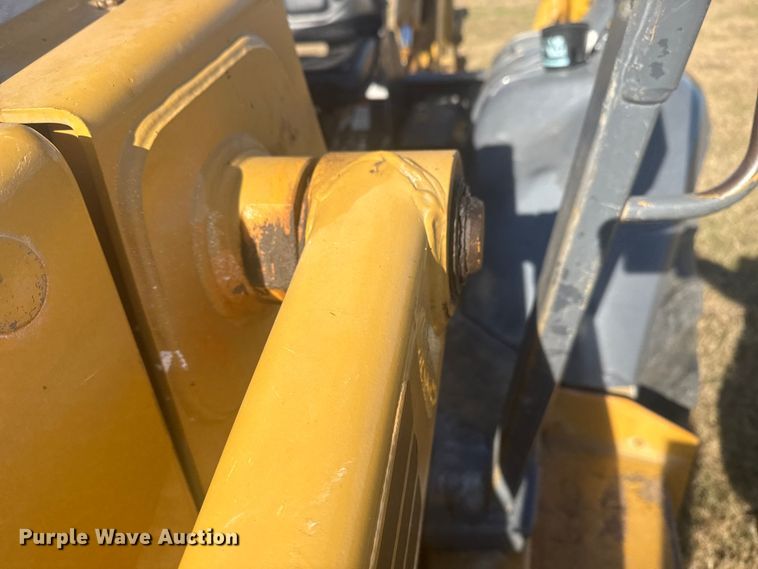 image for item DQ4121 1997 Case 580L backhoe