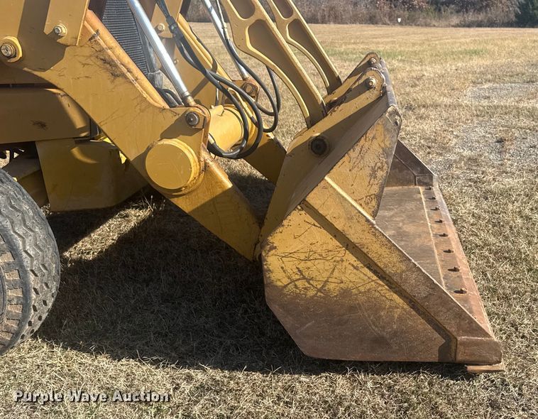 image for item DQ4121 1997 Case 580L backhoe