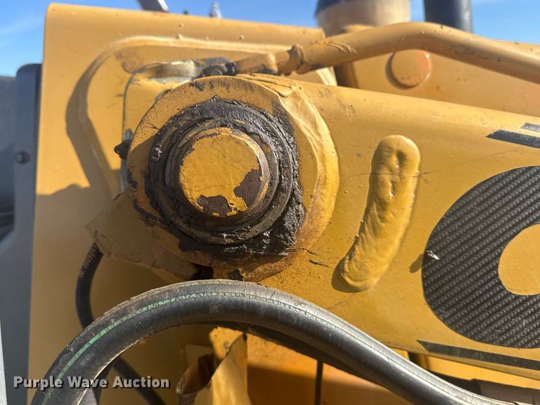 image for item DQ4121 1997 Case 580L backhoe