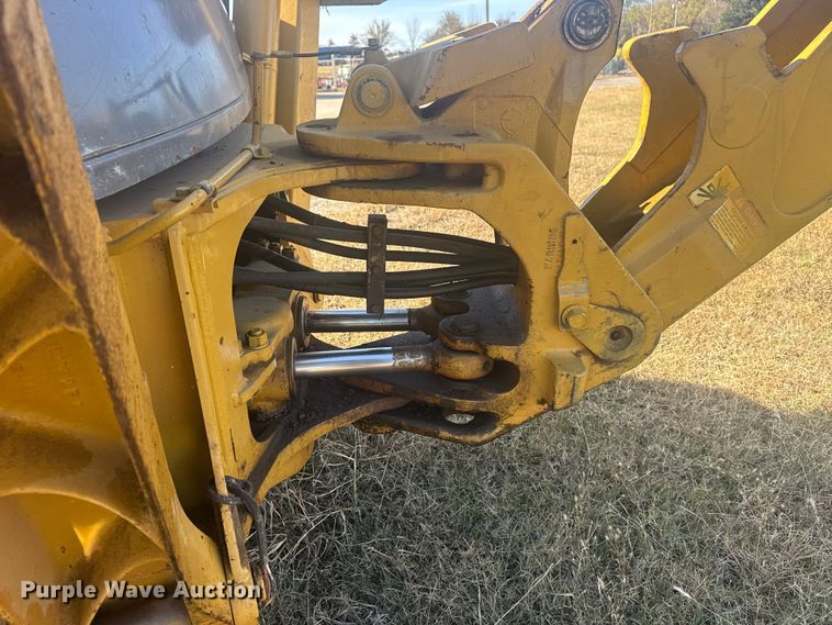 image for item DQ4121 1997 Case 580L backhoe
