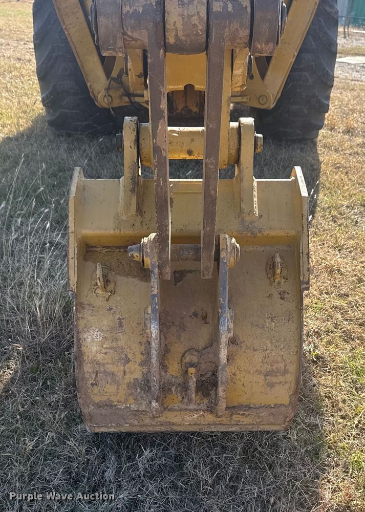 image for item DQ4121 1997 Case 580L backhoe