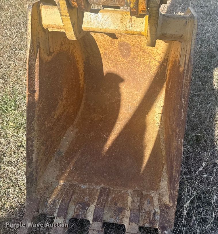 image for item DQ4121 1997 Case 580L backhoe