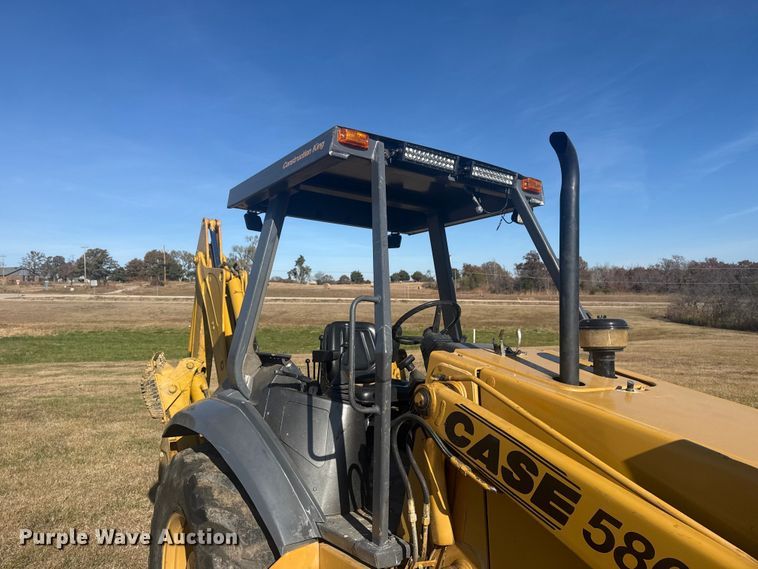 image for item DQ4121 1997 Case 580L backhoe