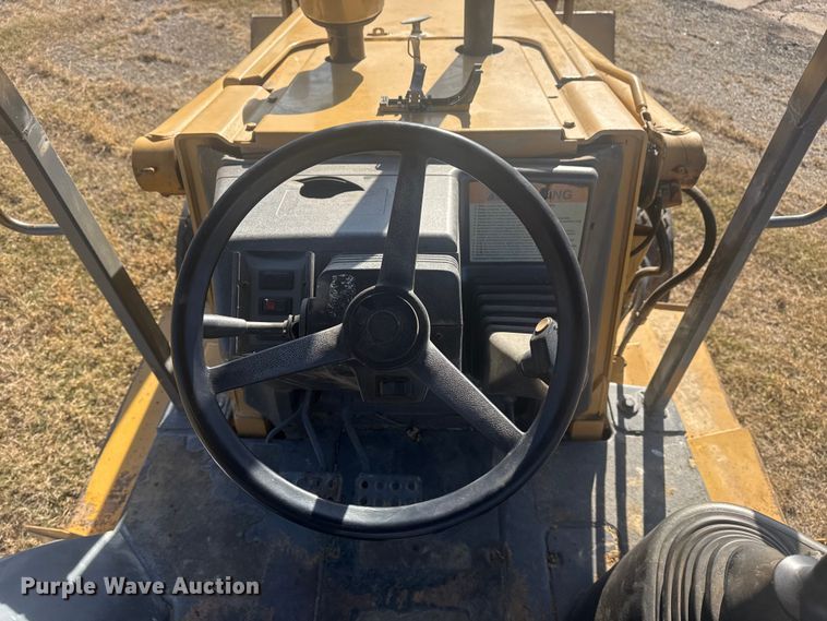 image for item DQ4121 1997 Case 580L backhoe